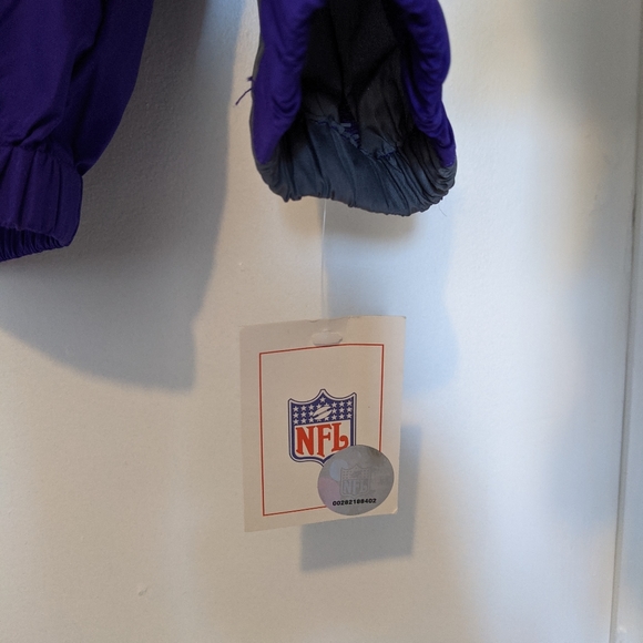 Vikings windbreaker - Picture 4 of 4